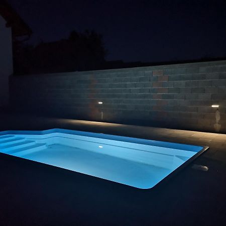 Bed and Breakfast Yosefsfeld Kutjevo Exterior foto