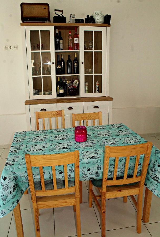 Bed and Breakfast Yosefsfeld Kutjevo Exterior foto